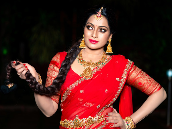 star anchor udaya Bhanu made sensational comments on her career