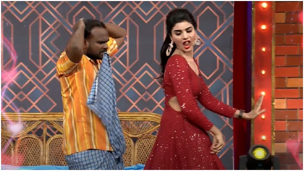 jabardasth varsha shocking comments in latest promo of comedy show host by rashmi gautham