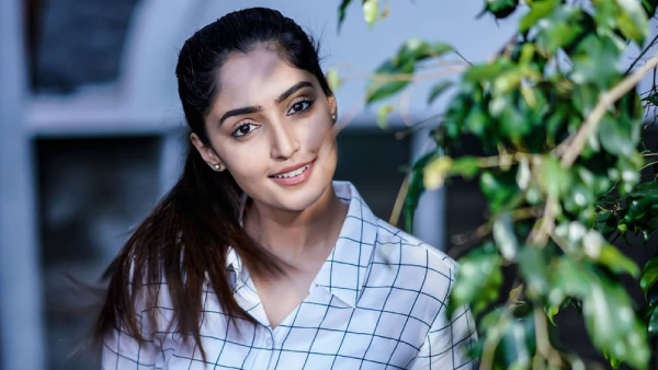 Dating Offers while Actress Reba Monica John trying for movie offers She Shared her Experience