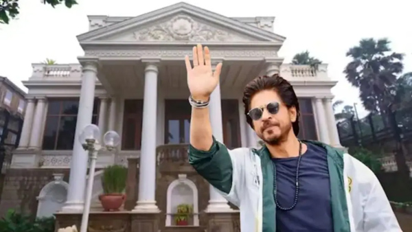 Bollywood super star Shah Rukh Khan rents two luxury duplex apartments in Mumbai