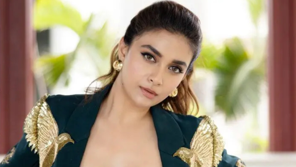 finally keerthy suresh signs a telugu project and romance with bold hero