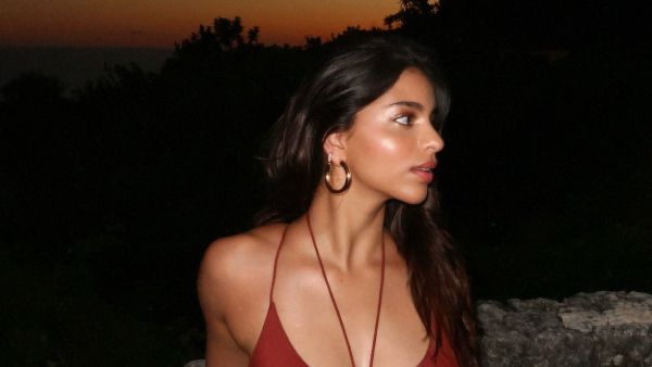 Bollywood star shahrukh khan daughter Suhana Khan shares her vacation photos at Bali