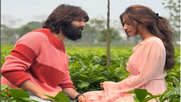 Sreeleela forcibly pulled into crowd during Aashiqui 3 shoot with kartik aaryan