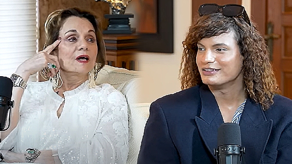 Heroine Mumtaz with A Se Aadi