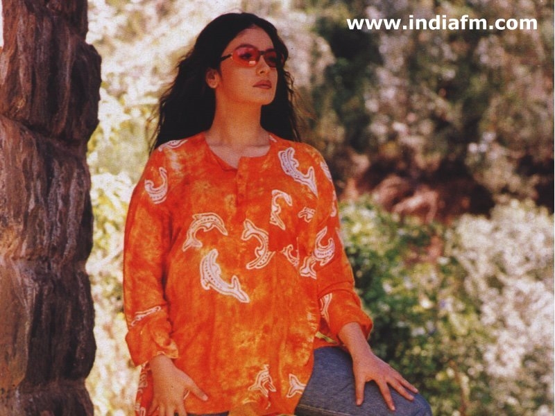 Pooja Bhatt Wallpapers