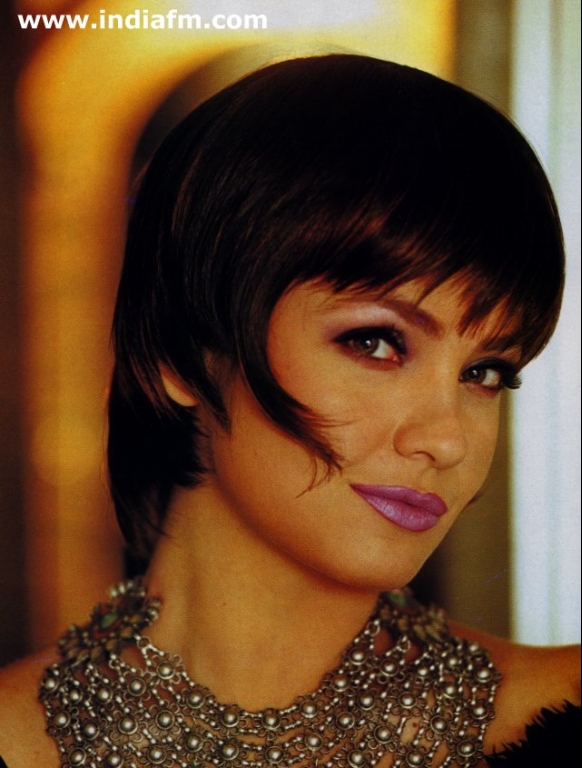 Pooja Bhatt Wallpapers