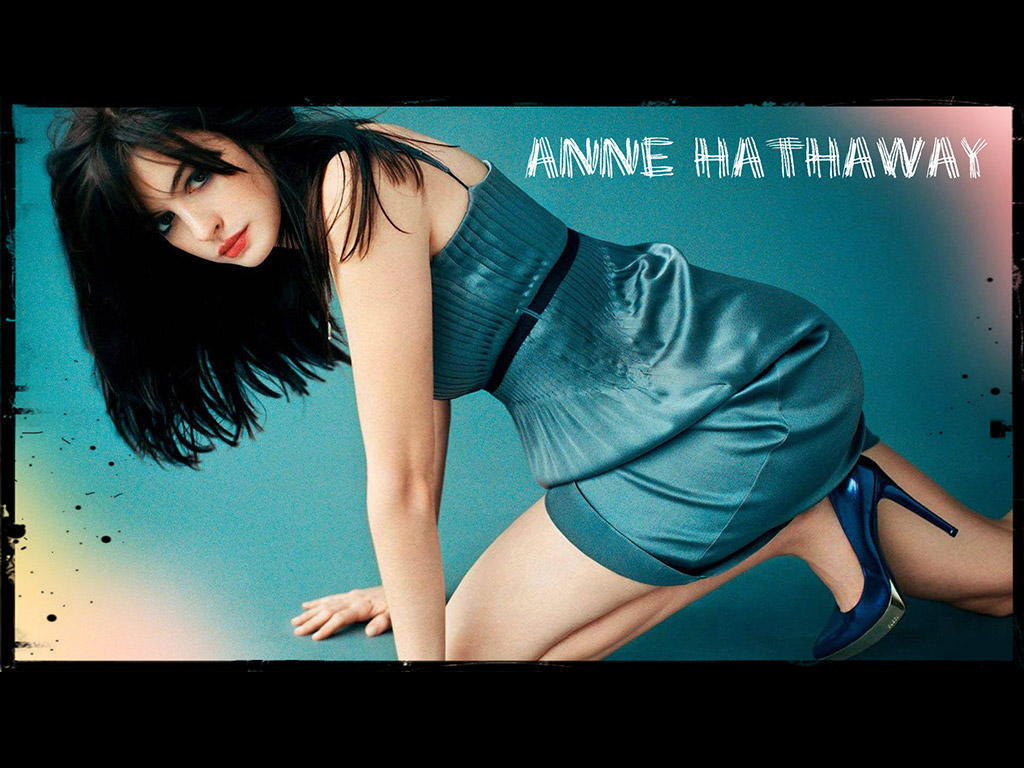 Anne Hathaway Wallpapers