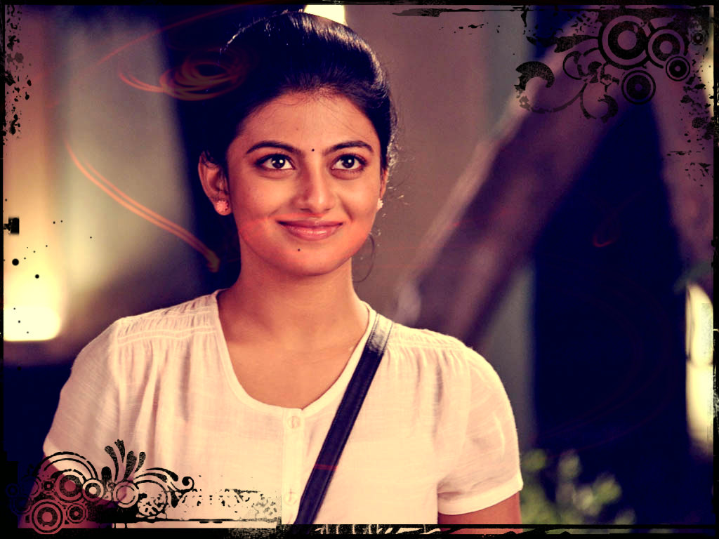 Trisha Illana Nayanthara Wallpapers