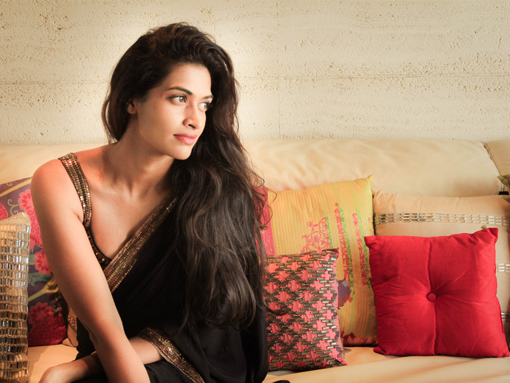 Salony Luthra Wallpapers