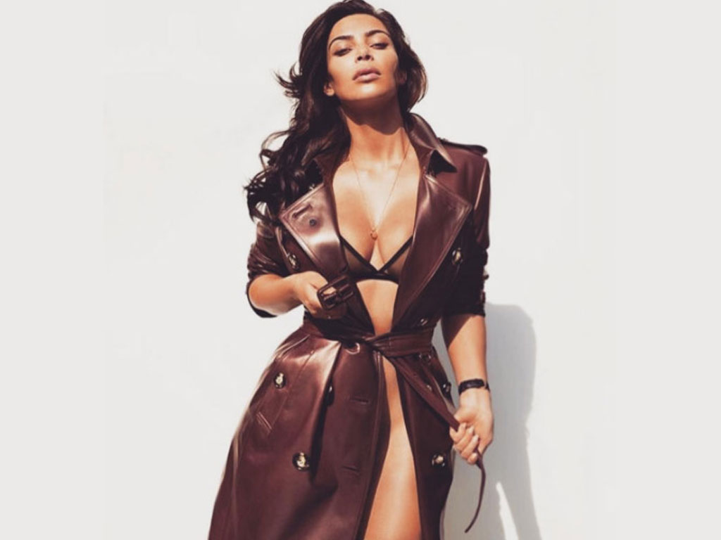 Kim Kardashian Wallpapers