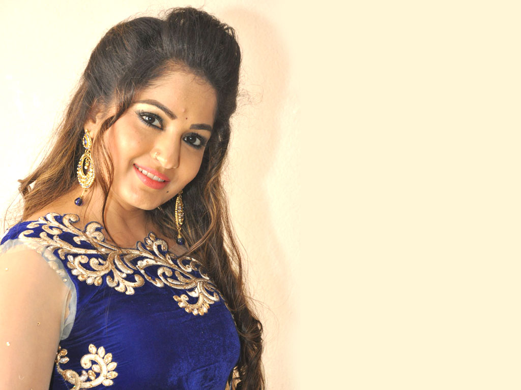 Madhavi Latha Wallpapers