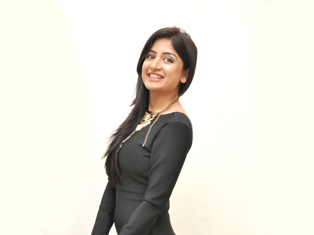 Poonam Kaur Wallpapers