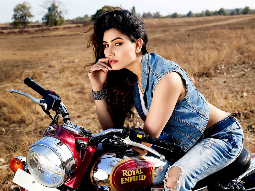 Kangna Sharma Wallpapers