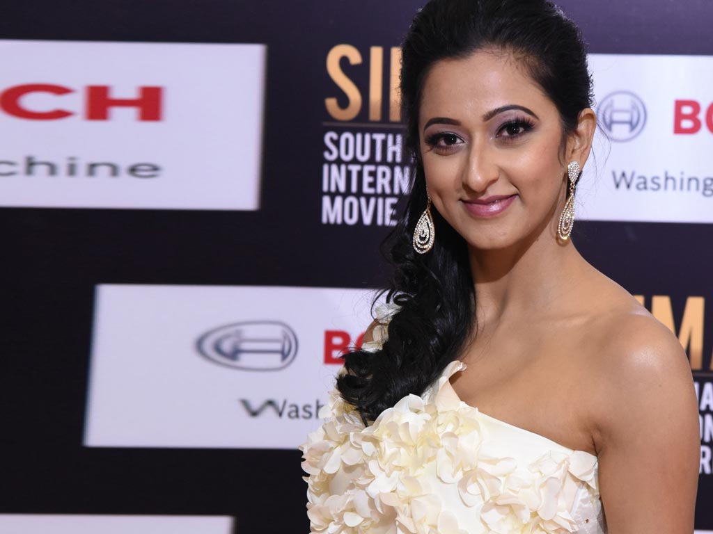 Radhika Chetan Wallpapers