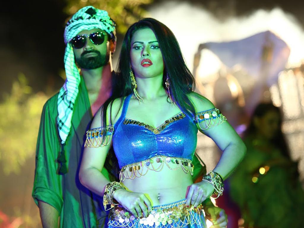 Sharmila Mandre Wallpapers