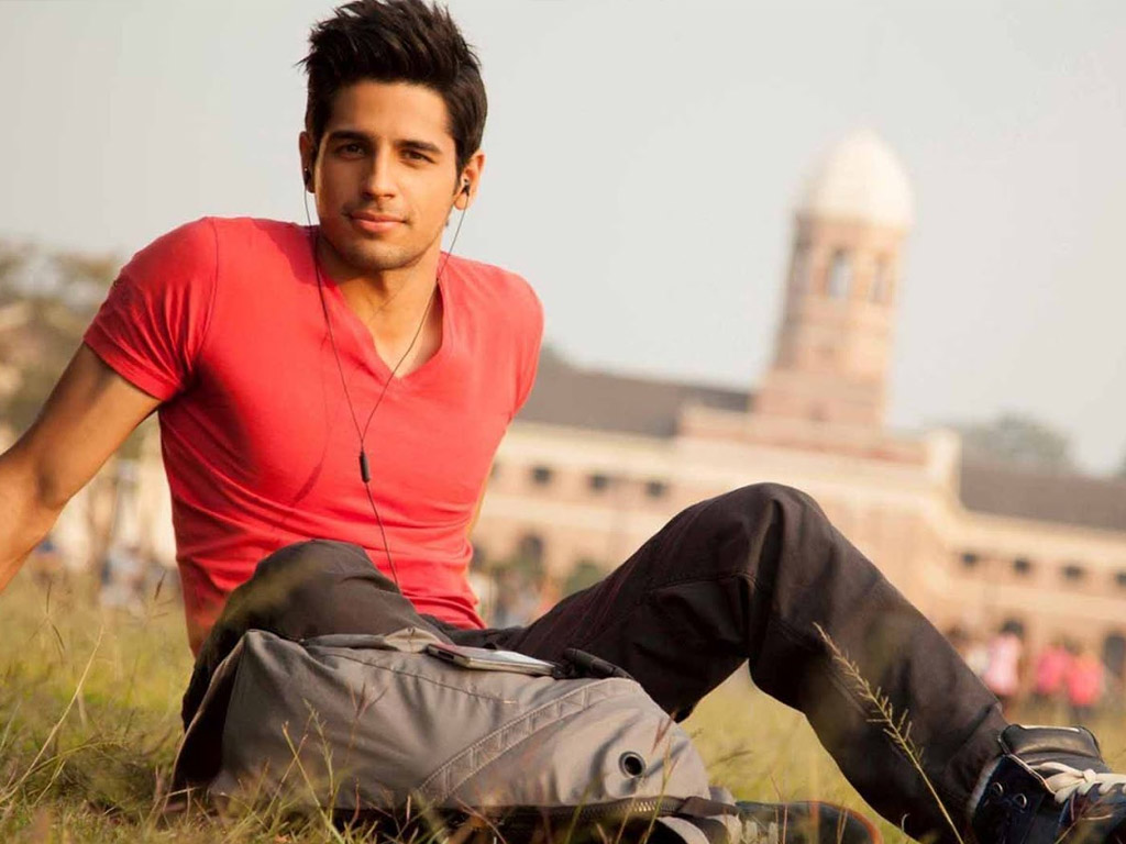 Sidharth Malhotra Wallpapers