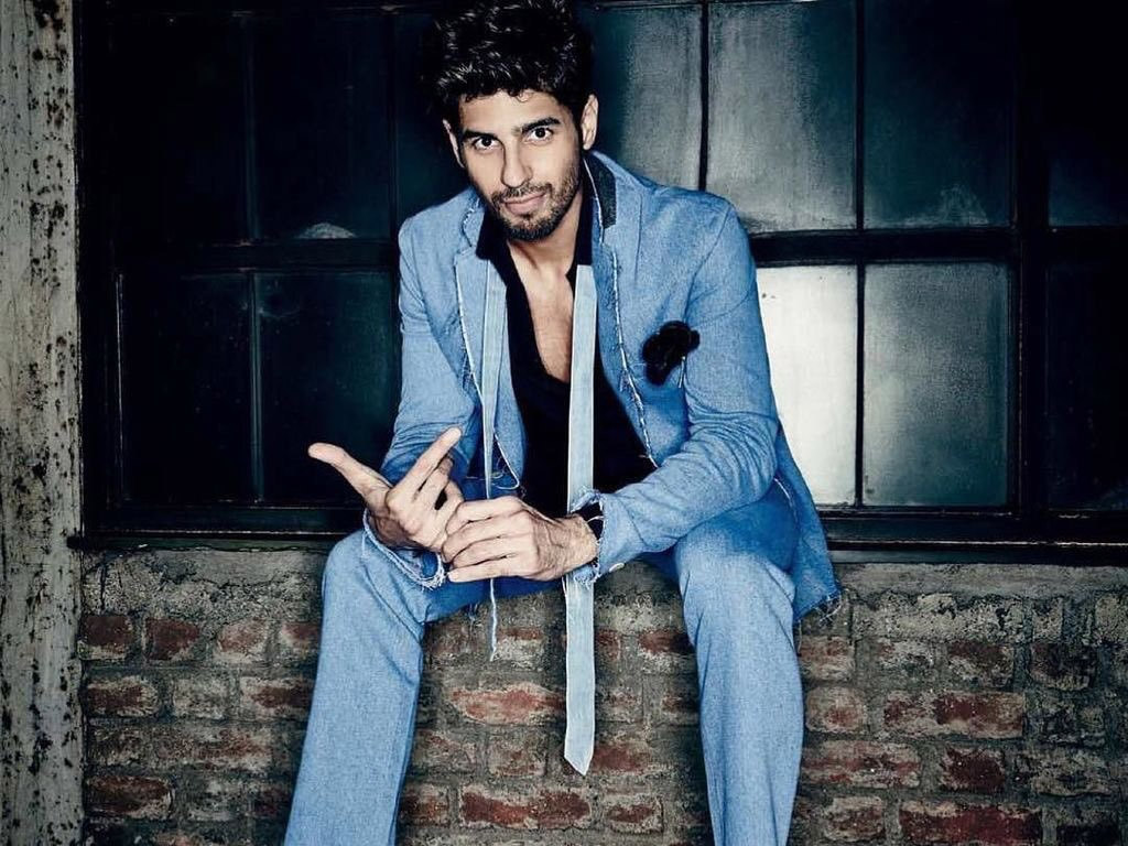 Sidharth Malhotra Wallpapers