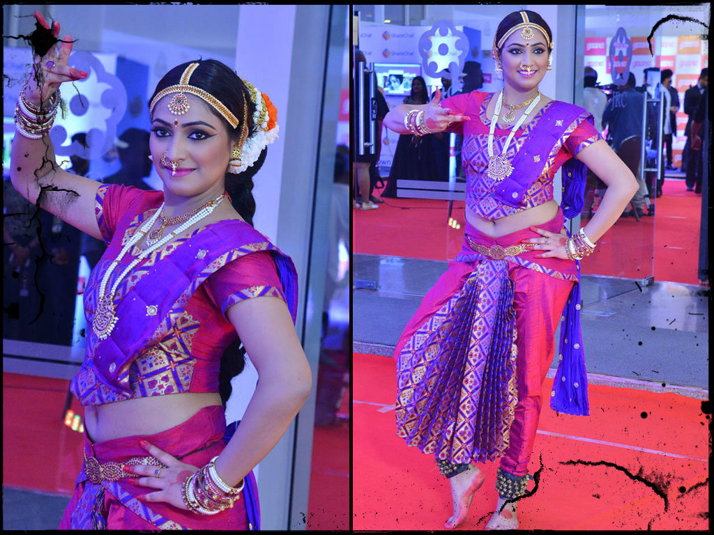 Haripriya Wallpapers