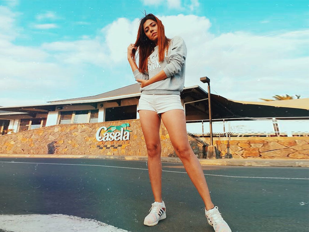 Himani Sahani Wallpapers