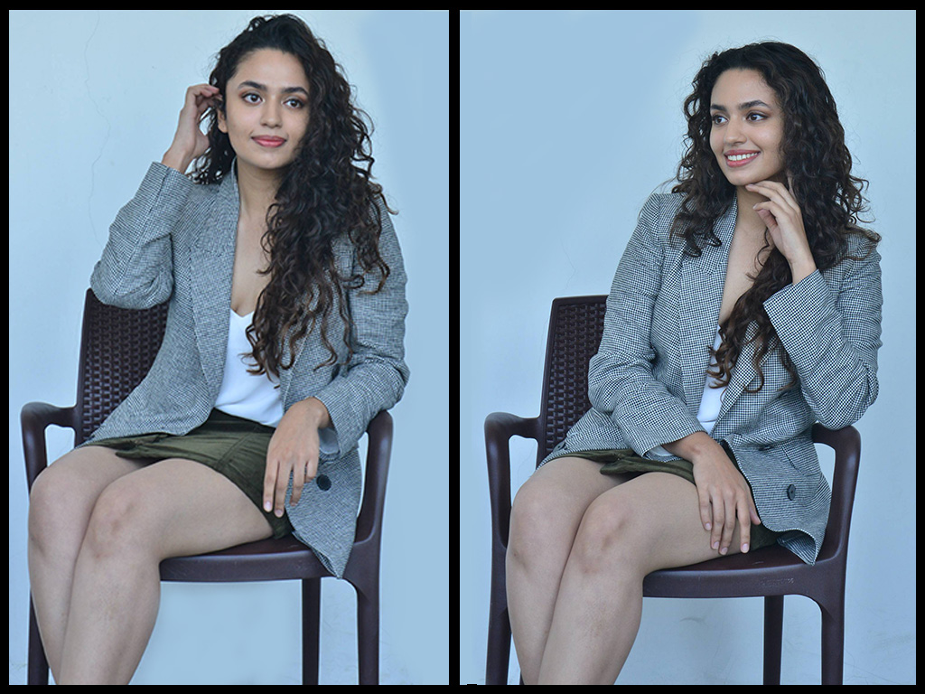 Malavika Nair Wallpapers