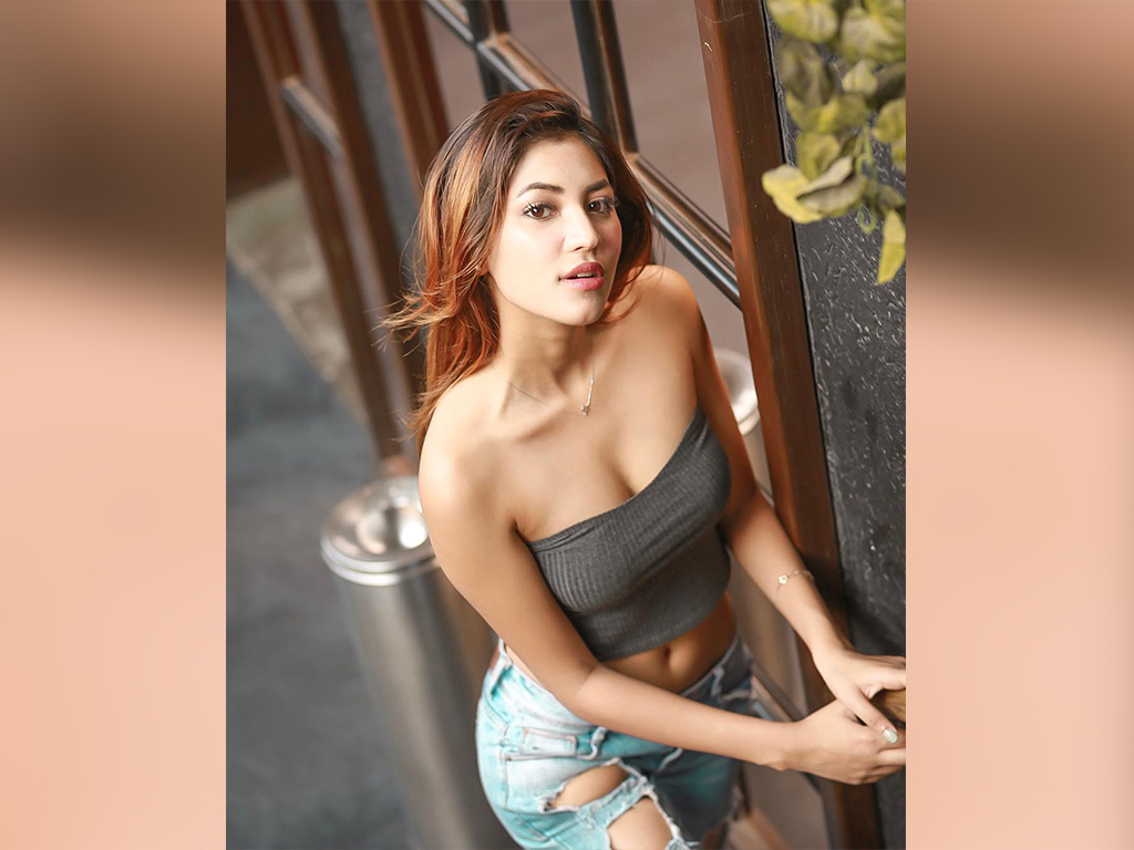 Shivani Singh Wallpapers