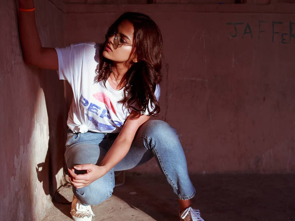 Shraddha Srinath Wallpapers