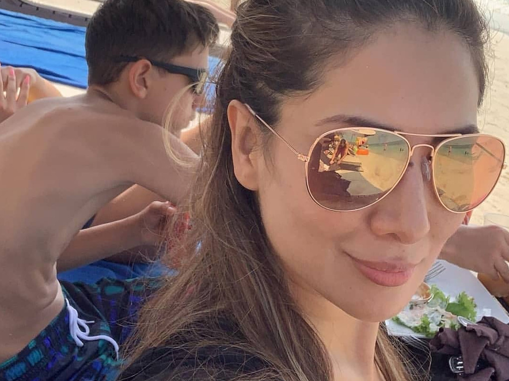 Kim Sharma Wallpapers