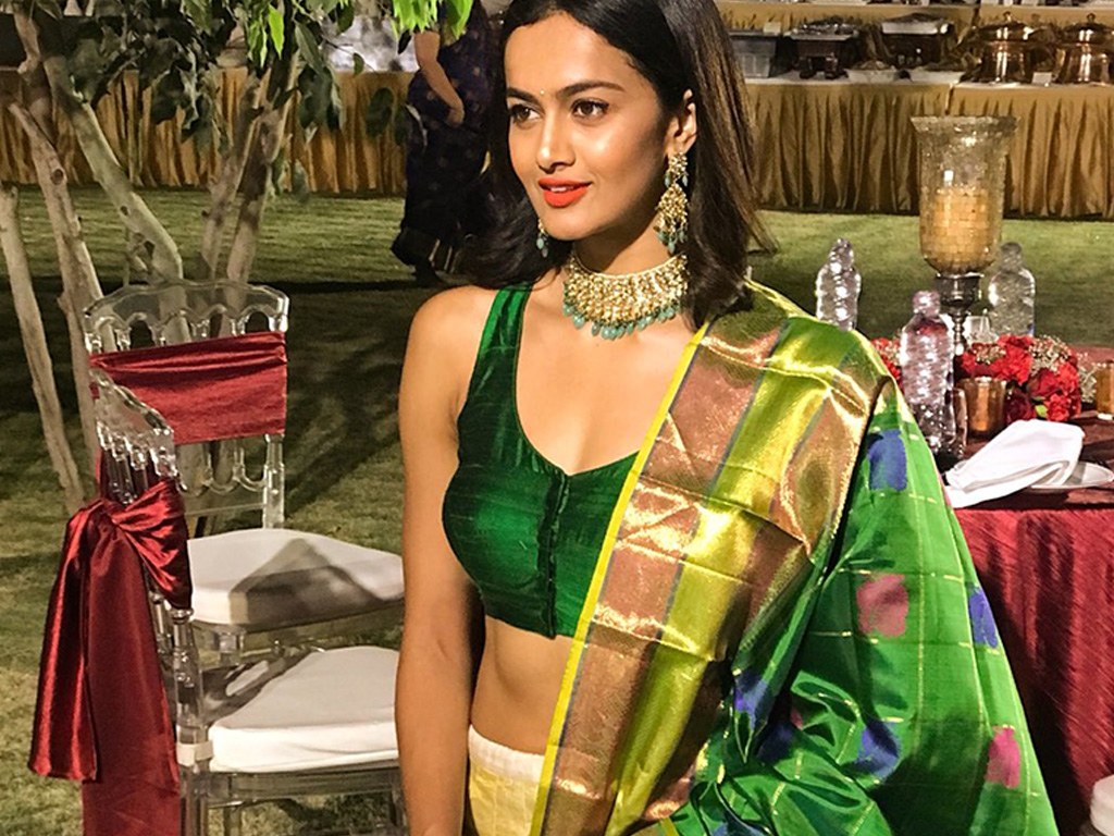 Shubra Aiyappa Wallpapers