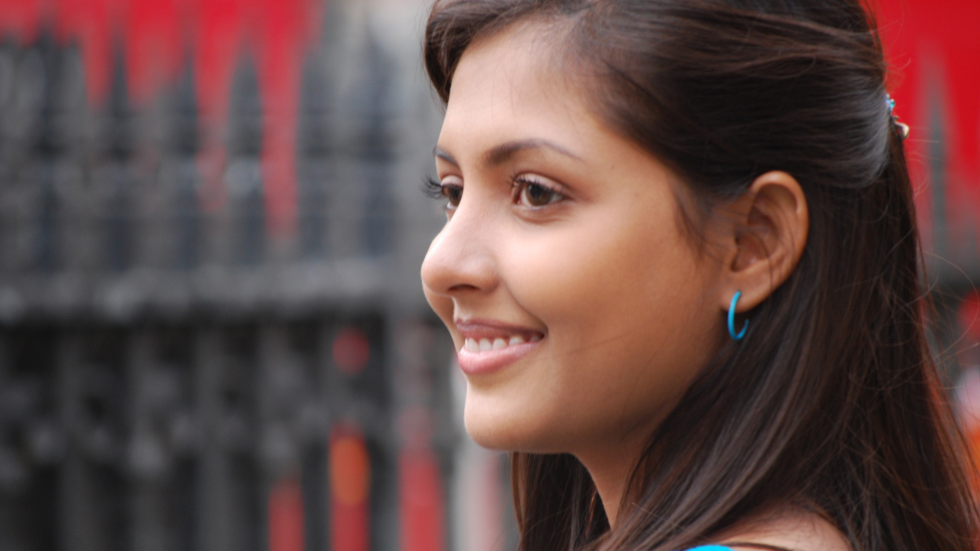 Madhu Shalini Wallpapers