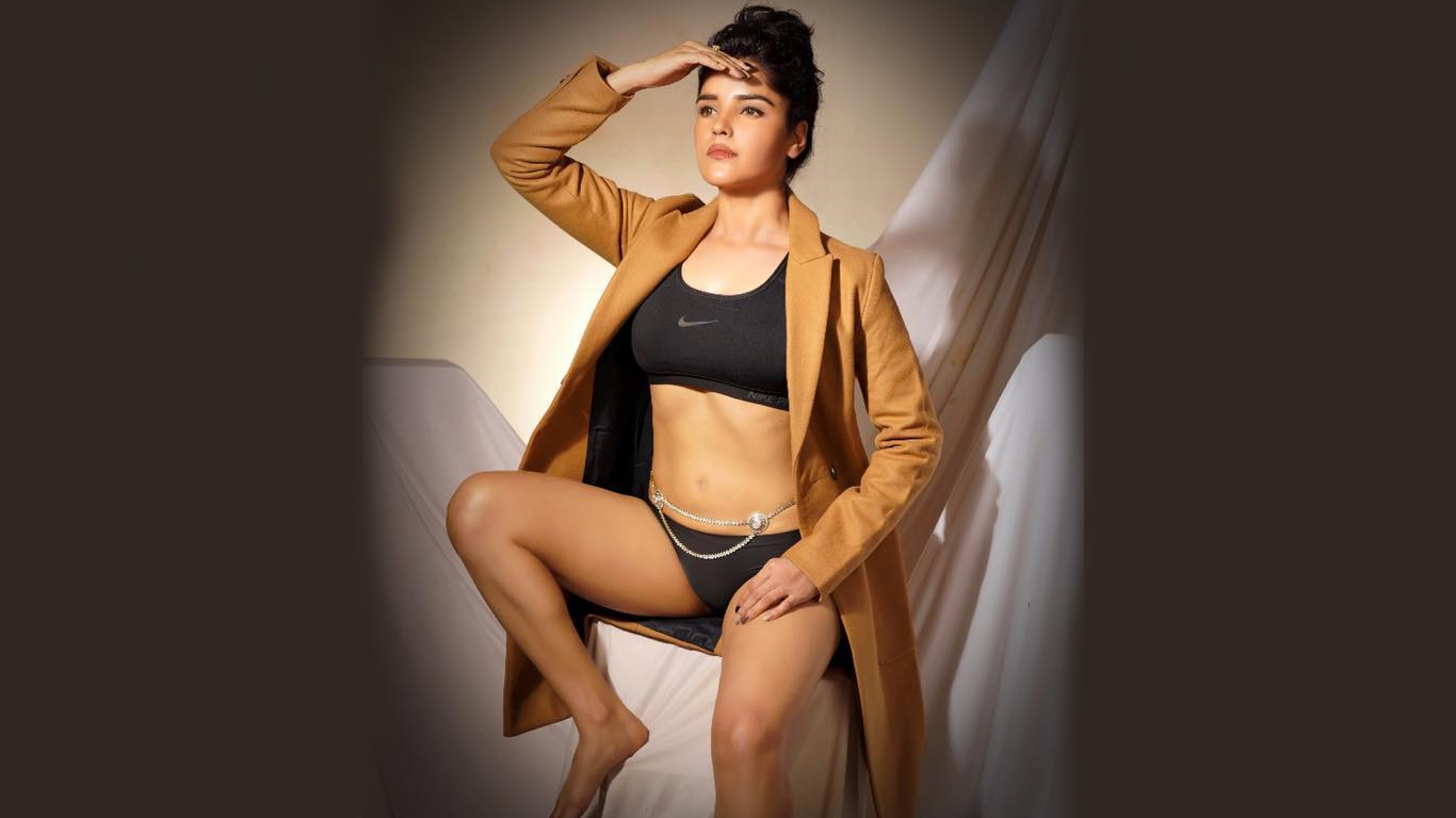 Piaa Bajpai Wallpapers