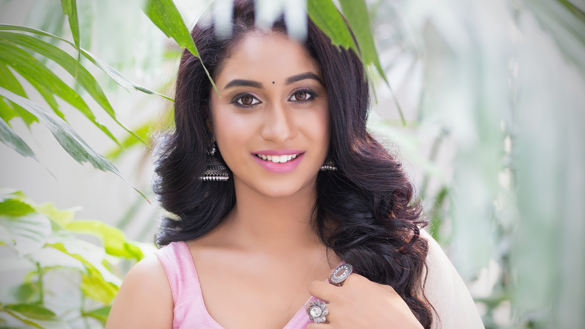 Dakkshi Guttikonda Wallpapers