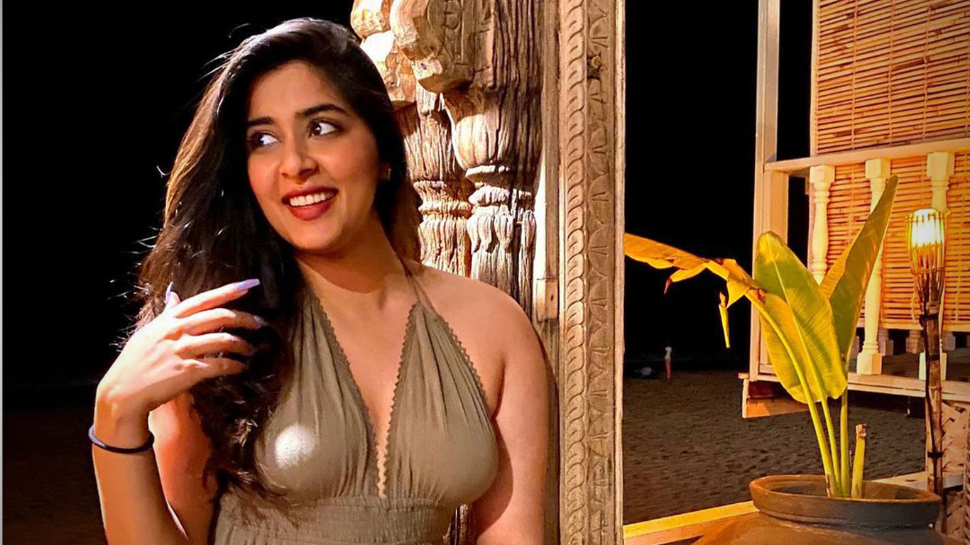 Nikita Sharma Wallpapers