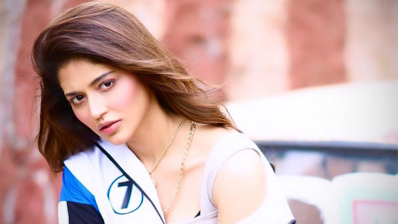 Priyanka Jawalkar Wallpapers