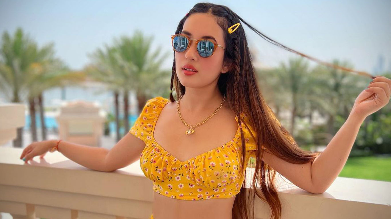 Aditi Budhathoki Wallpapers