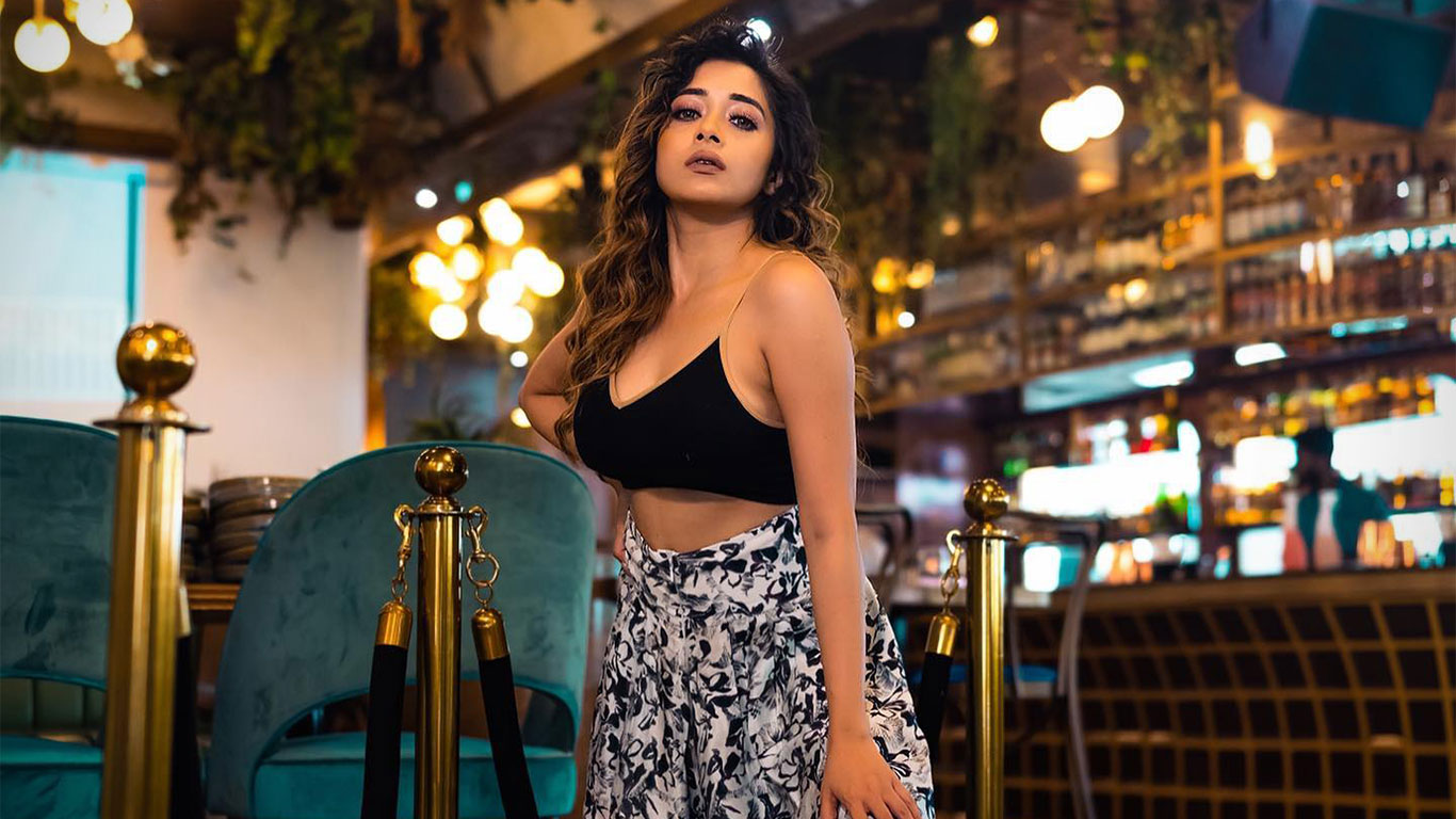 Tina Datta Wallpapers