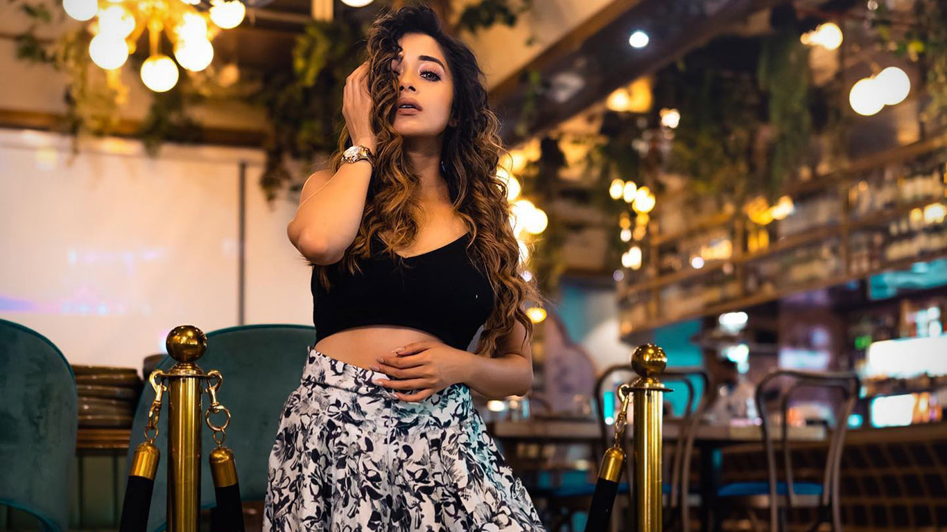 Tina Datta Wallpapers