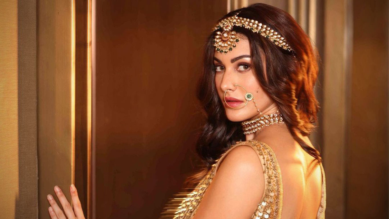 Amyra Dastur Wallpapers