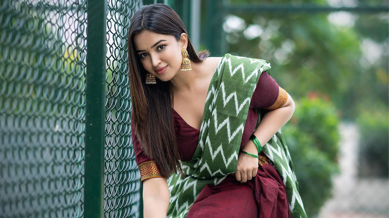 Pujita Ponnada Wallpapers