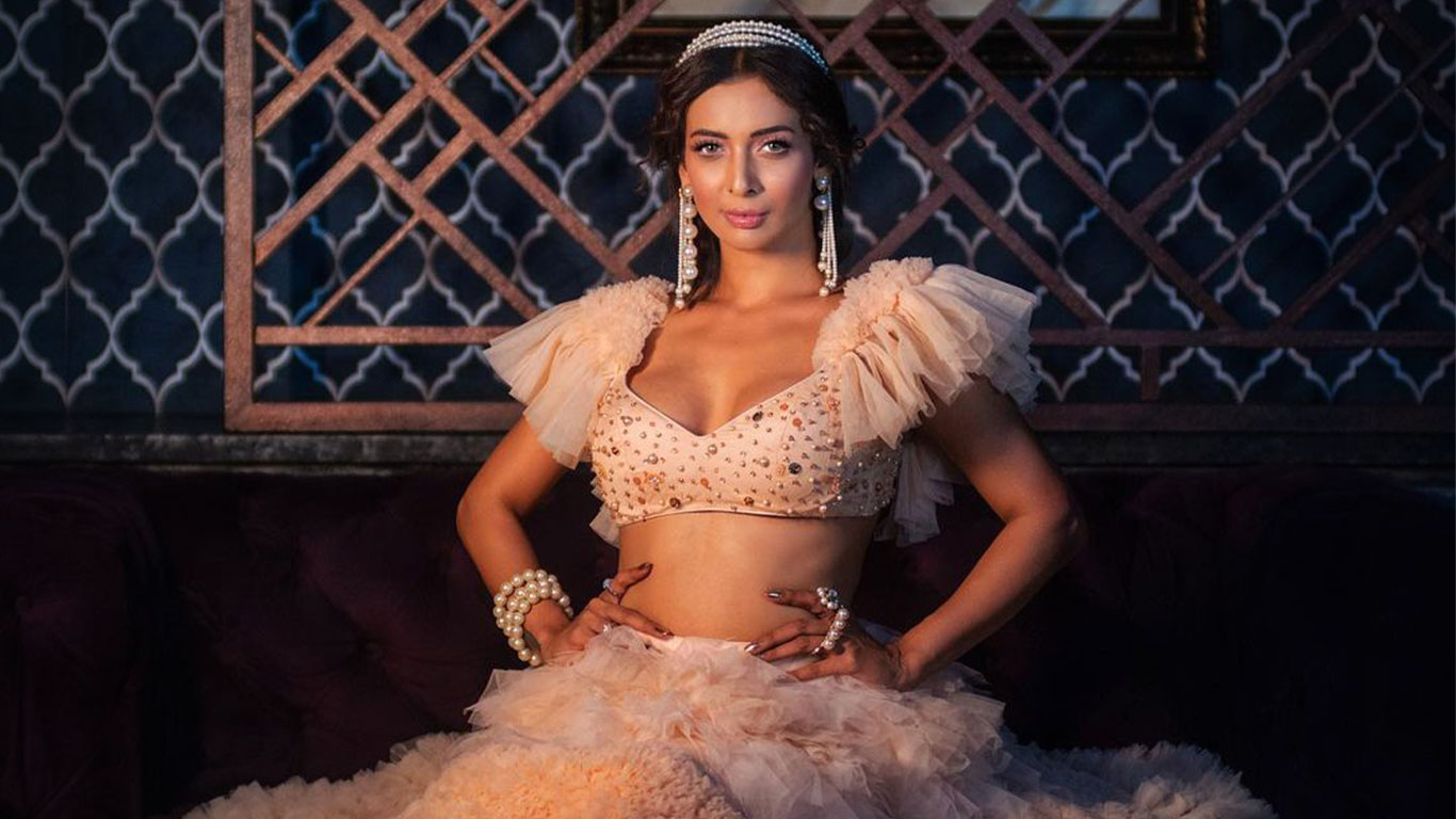 Heena Panchal Wallpapers