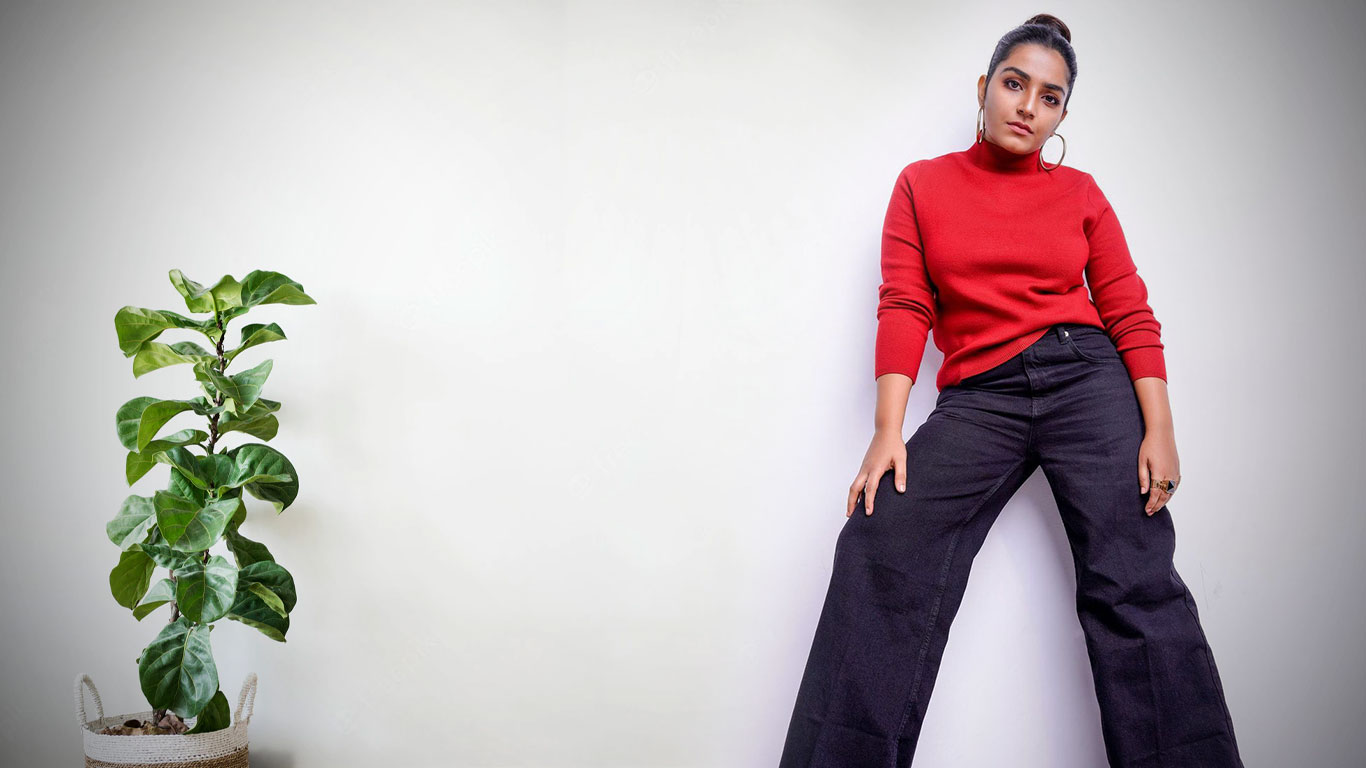 Rajisha Vijayan Wallpapers