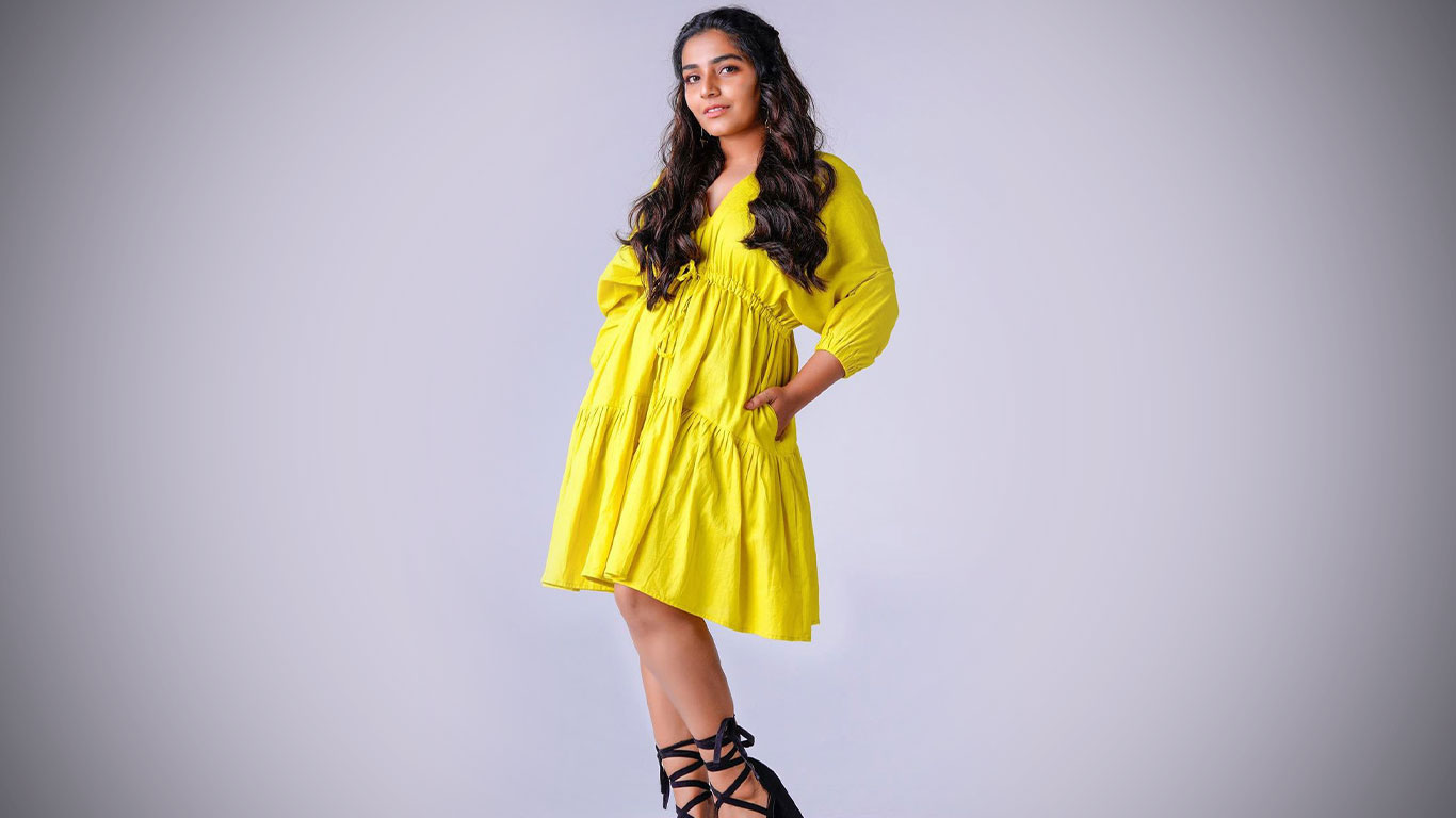 Rajisha Vijayan Wallpapers