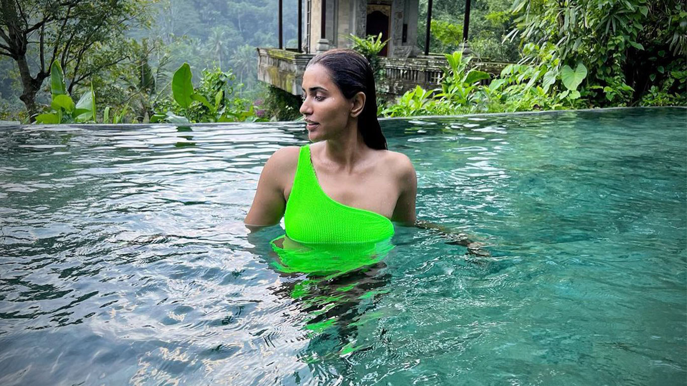 Akshara Gowda Wallpapers