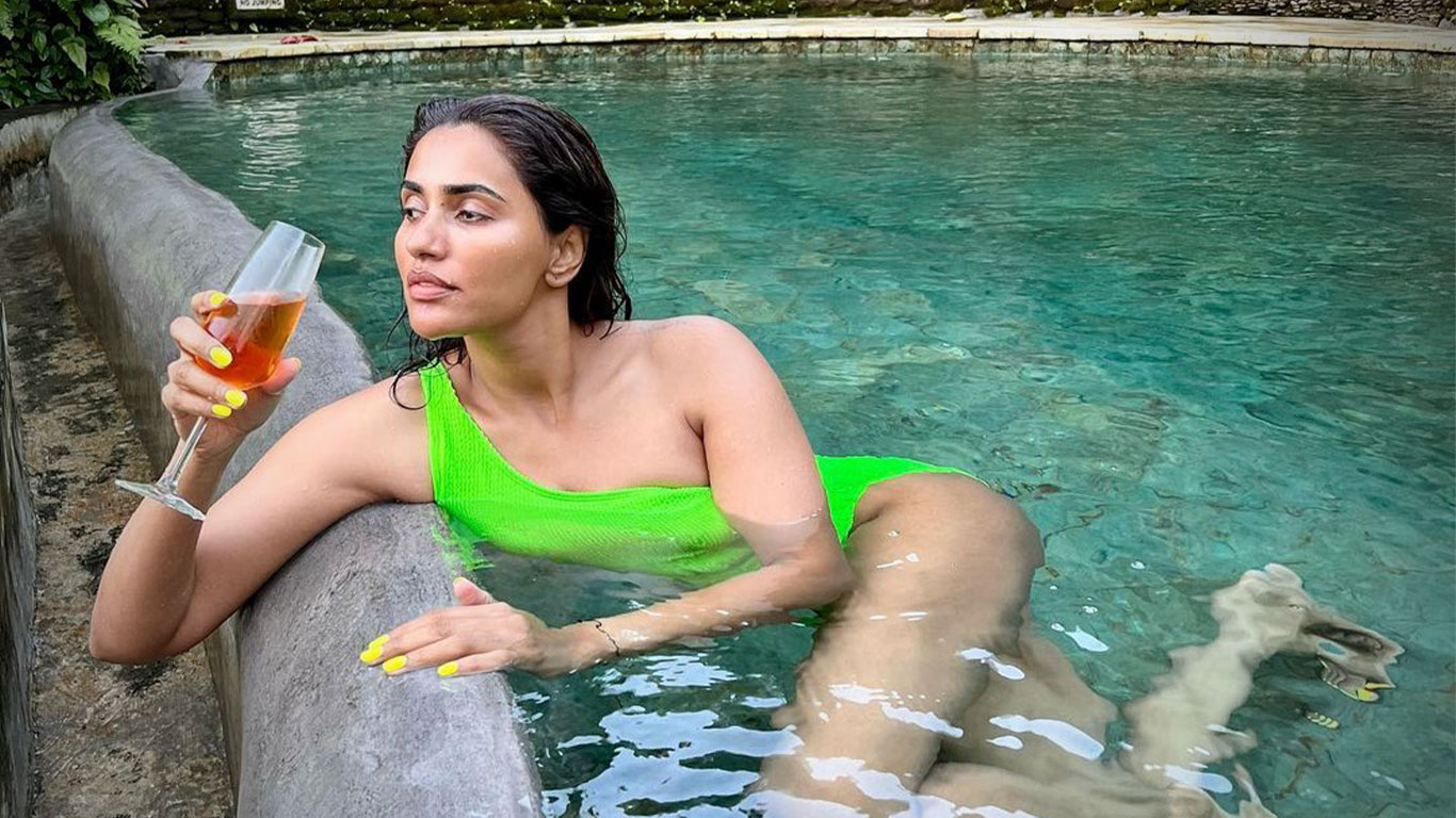 Akshara Gowda Wallpapers