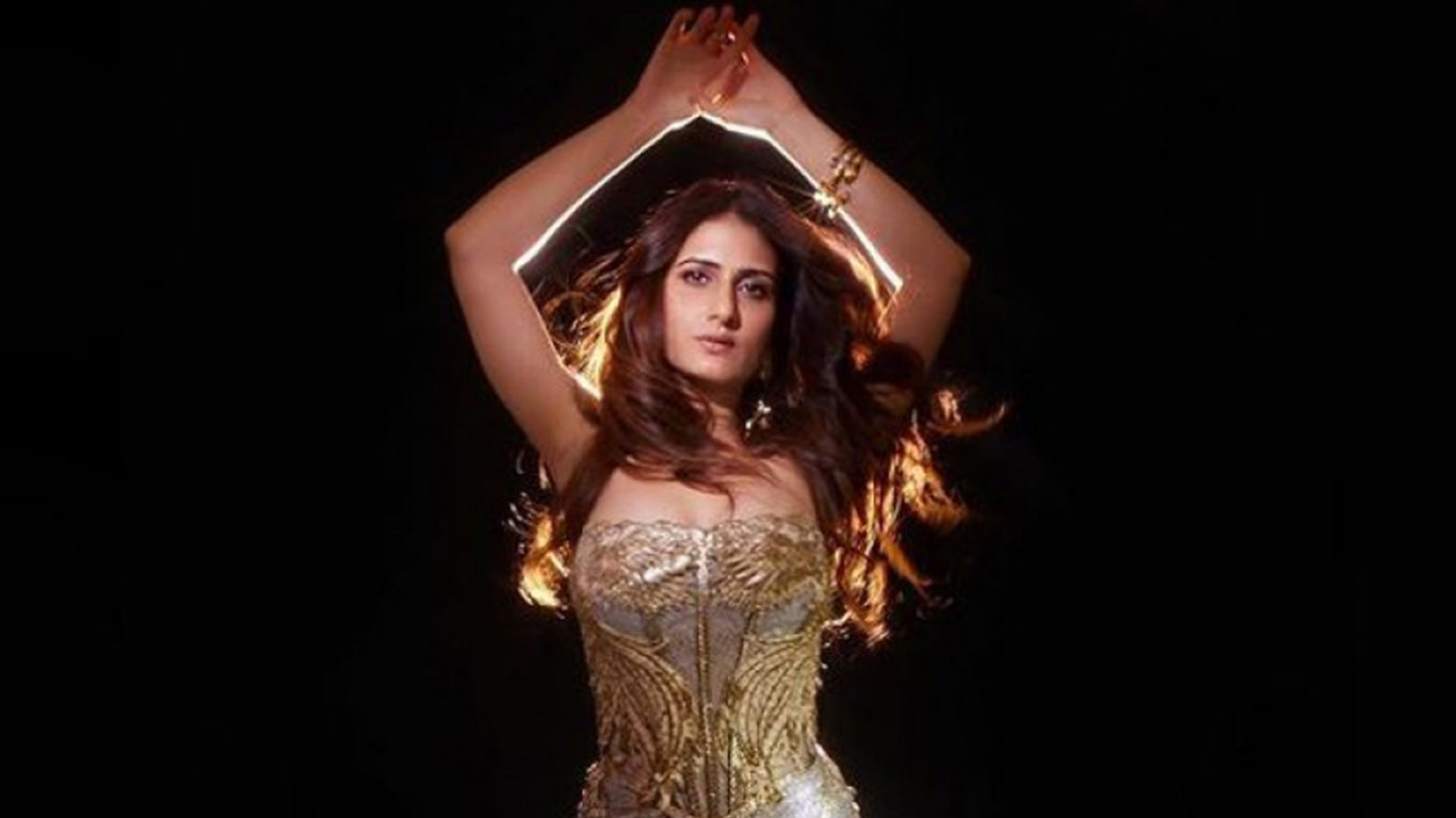 Fatima Sana Shaikh Wallpapers