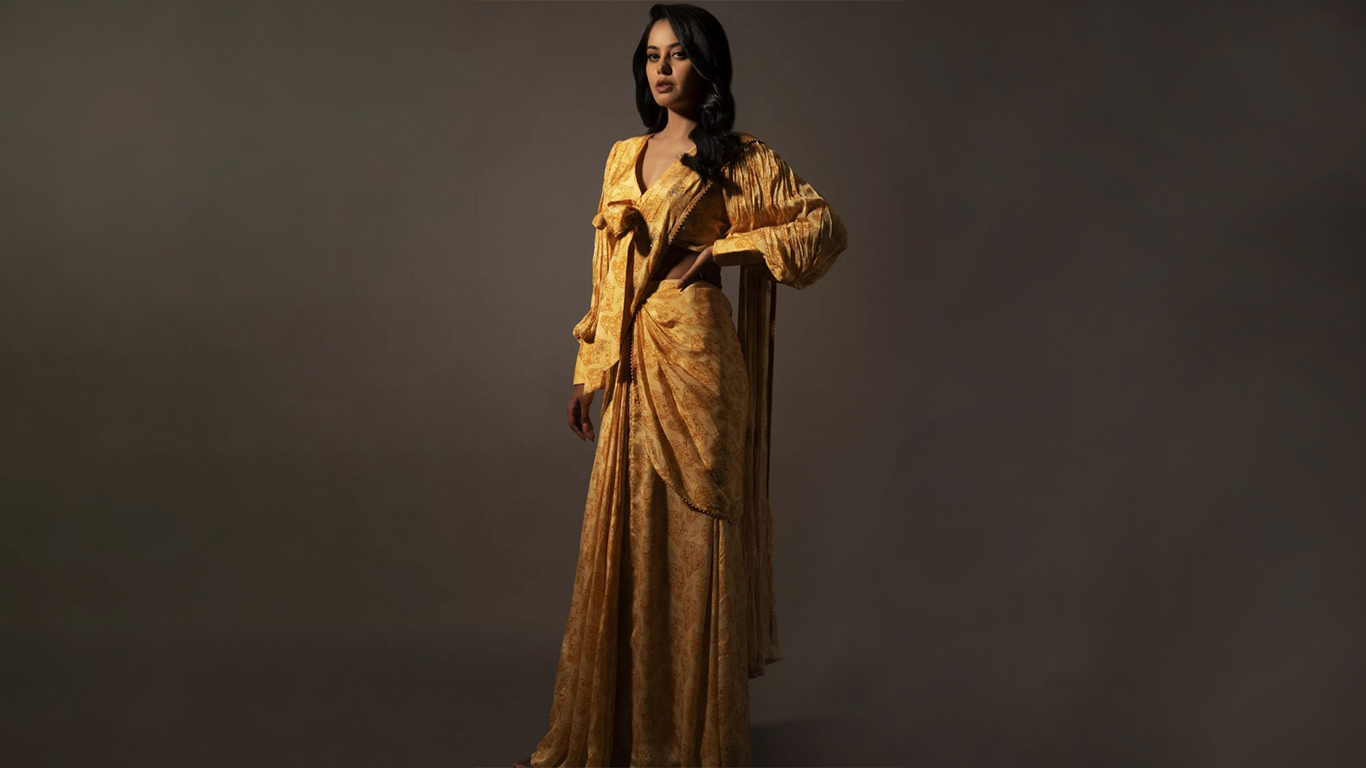 Bindu Madhavi Wallpapers