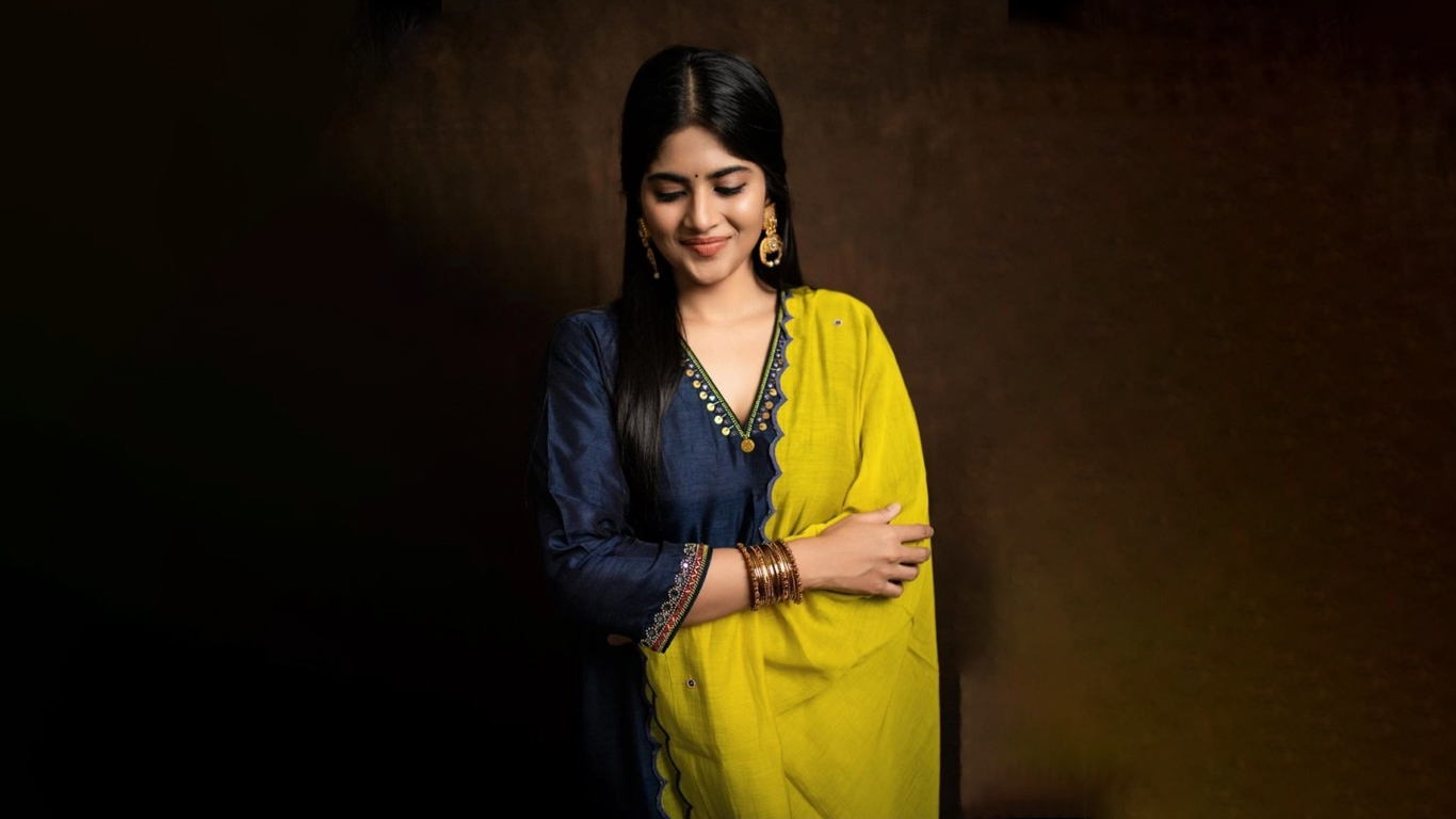 Megha Akash Wallpapers