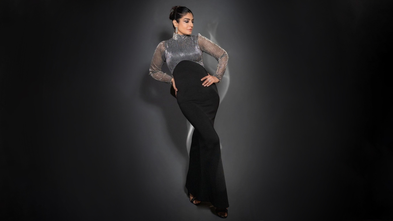 Raveena Tandon Wallpapers