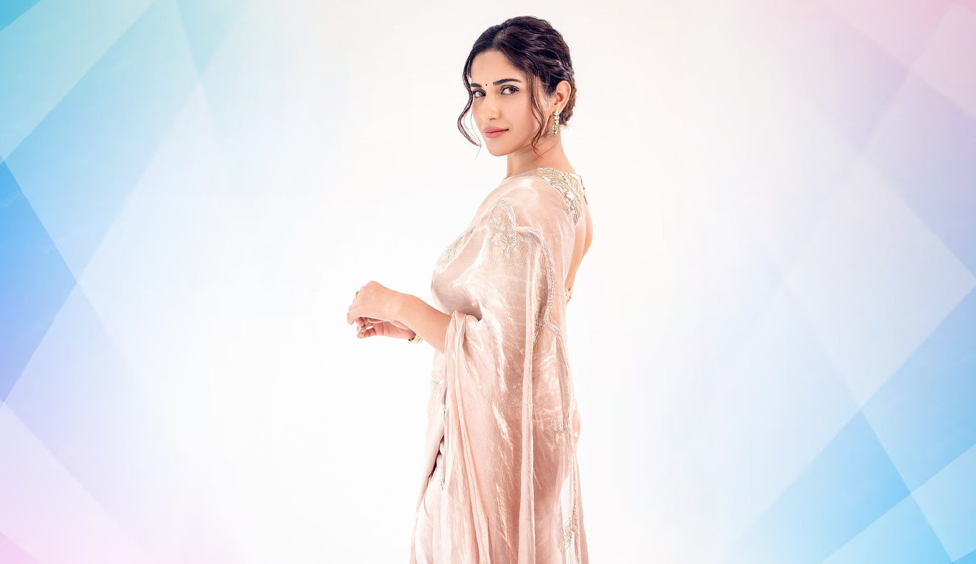 Ruhani Sharma Wallpapers