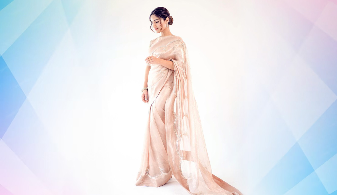 Ruhani Sharma Wallpapers