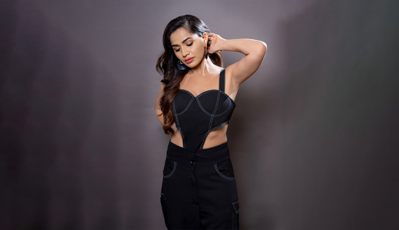 Shobha Shetty Wallpapers